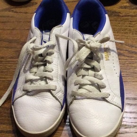 Sneakers - Picture 1 of 6